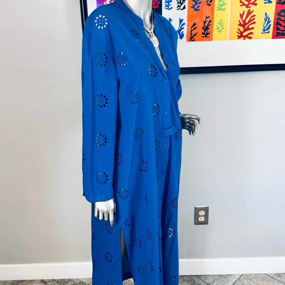 Zara of Paris / Vibrant Blue Eyelet Button-Up Dress or Duster - Picture 3 of 14